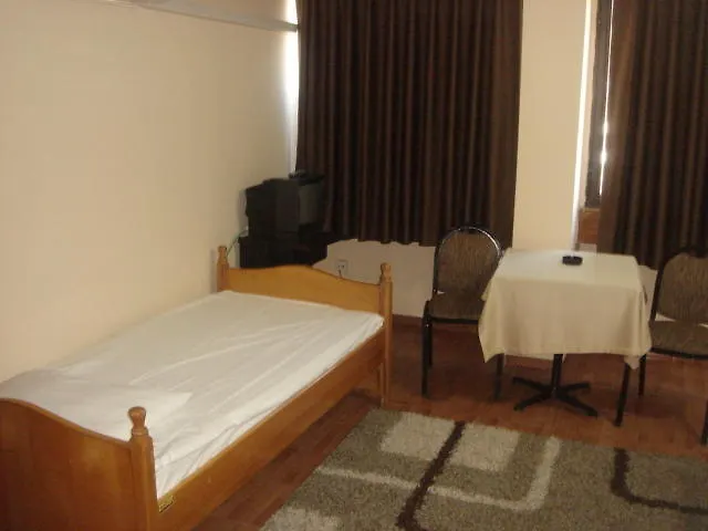 **  Ege Gunes Hotel イズミル トルコ