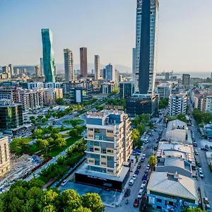 Otel Marlen Bayrakli